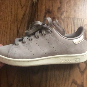 Adidas - Stain Smith Suede Sneakers Womens